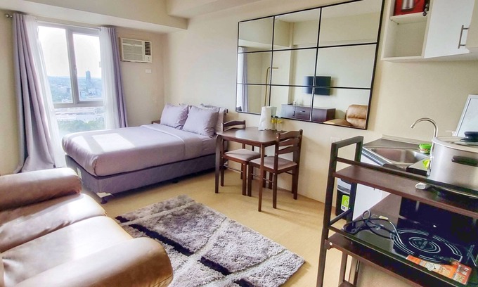 Cagayan de Oro Condo | a cozy studio unit located at the city center near shopping and restaurant areas