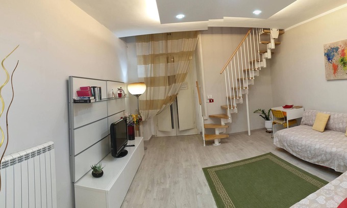 Naples City Centre Apartment | A Delicius Flat in The Core of Naples