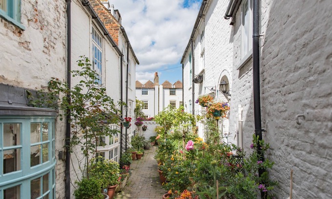 Deal Cottage | A delightful cottage in the heart of the historic conservation area of Deal