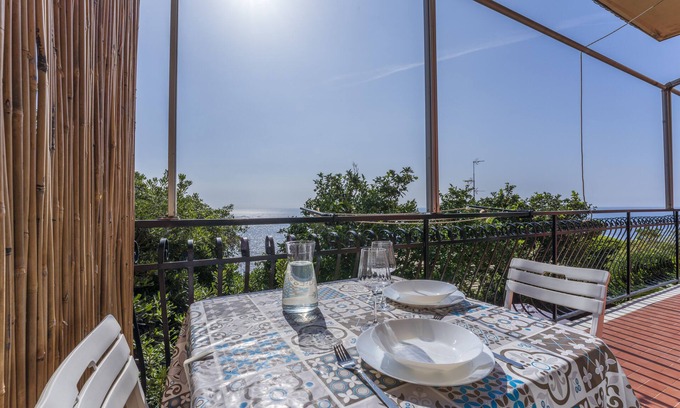 Recco Apartment | A due passi da Camogli 2
