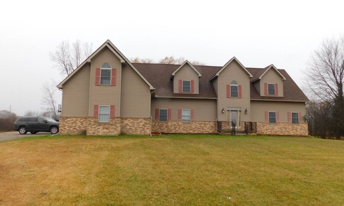 Birch Run Township House | A Frankenmuth Family Gathering Home