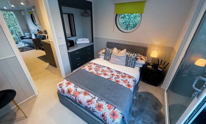 Maidstone Boat Rental | A Maidstone Cosy River Boat with Castle Views, Lady Florence.