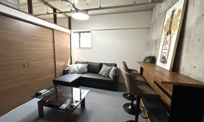 Hakata-ku House | A modern hotel located in the heart of Hakata. Le Lien Naskasu, which can accommodate up to 10 people, is the perfect place for a memorable time in Fukuoka.