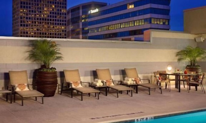 Uptown Hotel | A Place You'll Surely Enjoy! w/Pool, Short Drive to Houston Zoo, Pet-Friendly!