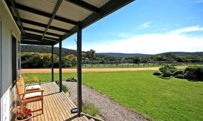 Aireys Inlet Apartment | A River Bed