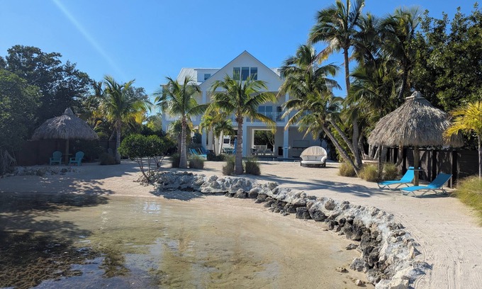Little Torch Key House | A Tropical Luxury Getaway, Your own private resort!