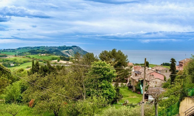 Poggio Apartment | A27 - Poggio, four-room apartment with sea view on Portonovo Bay