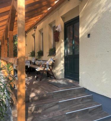 Abadszalok Apartment | Abádi Major Kemencés Udvar
