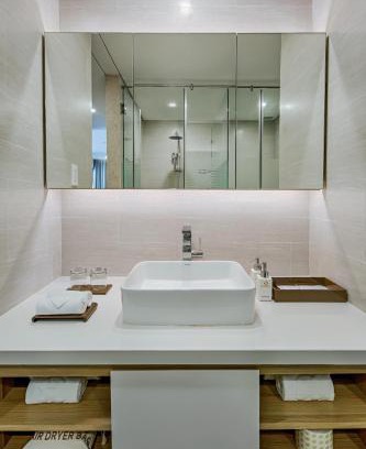 Hai Chau Apartment | Abogo Fhome Apartment Luxury Da Nang