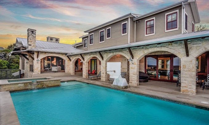 Austin House | Above Canyon View I Game Room | Pool I Hot Tub I Views I Family