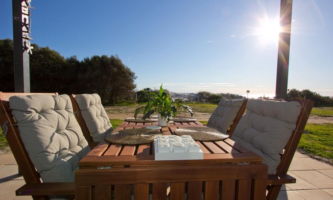 Semaphore Park Apartment | Absolute Oceanview Beachfront - Sandy Feet 🦶 1, Beach Stayz Semaphore