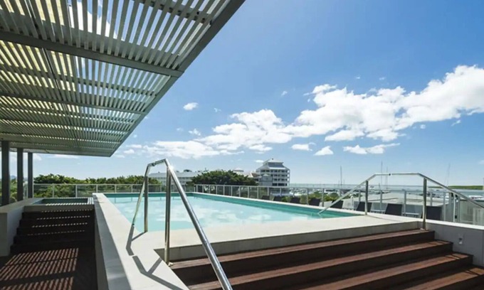 East Trinity Apartment | Absolute Waterfront Apartment