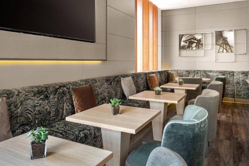Ponferrada Hotel | AC Hotel Ponferrada by Marriott