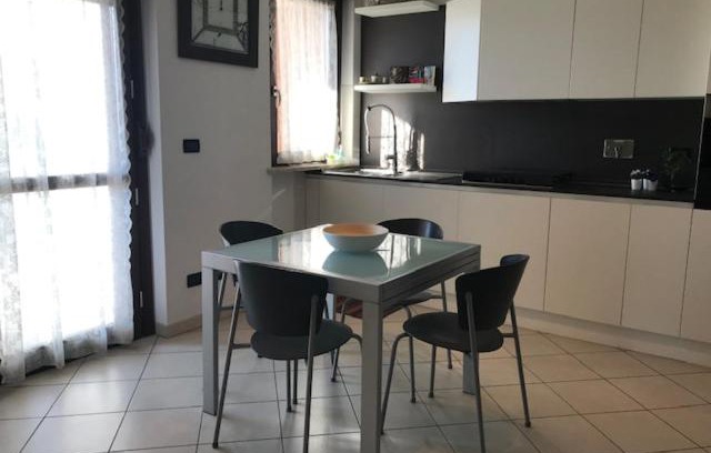 Mirafiori Apartment | Accogliente e moderno trilocale