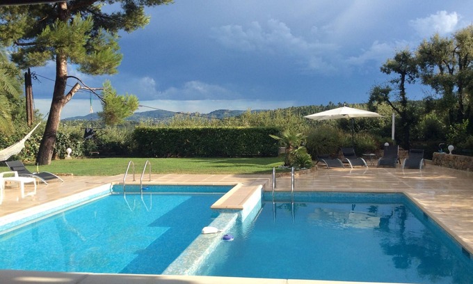 Le Tignet House | Accommodation in a farmhouse for 1 to 4 people