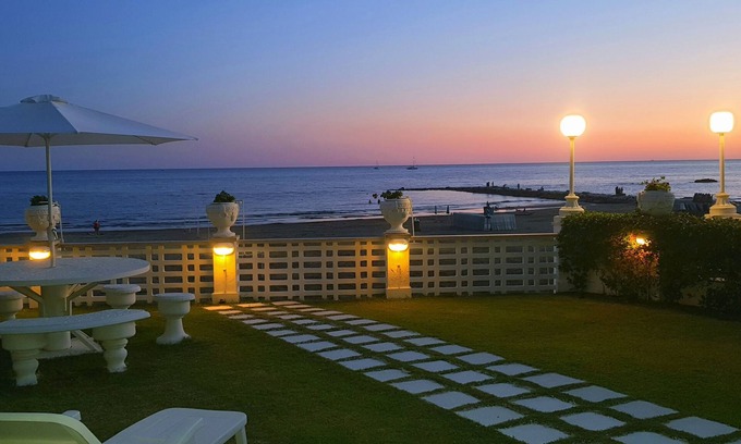 Nettuno RV Rental | ACCOMMODATION TOURIST USE ON THE SEA ID. 25794