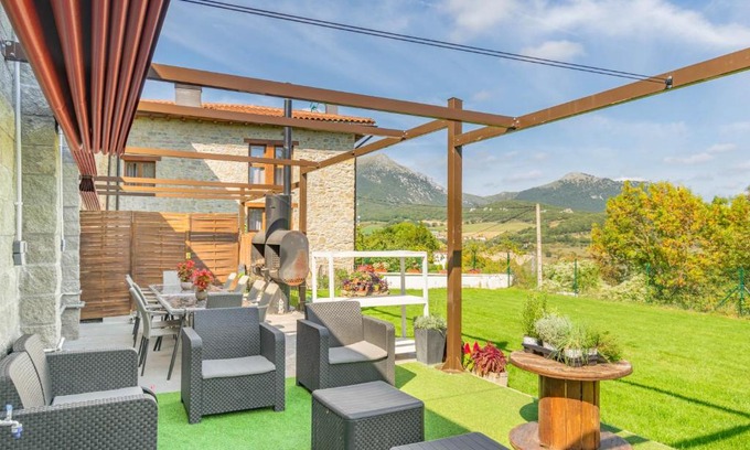 Ollo House | Acogedora casa rural con jardín y barbacoa próxima a Pamplona
