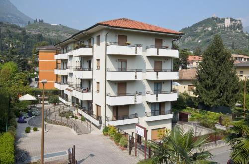 Arco Apartment | Active Living Residence - Self Check-In
