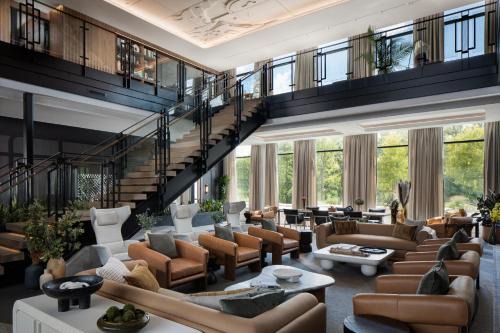 Forest Hills Hotel | Ada Hotel