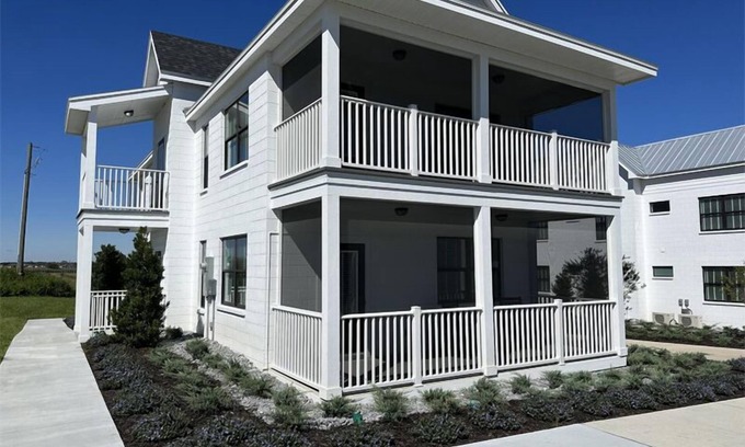 Lake Alfred Cottage | Adams Estate - Gardner #1C