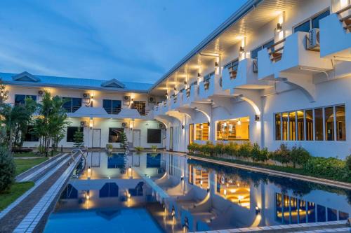 Danao Hotel | Adela Resort Panglao