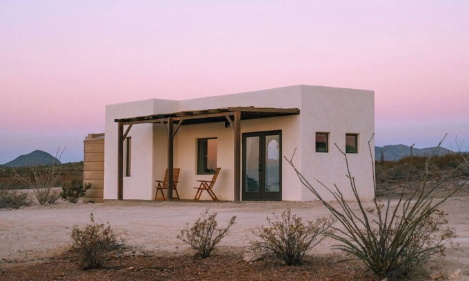 Terlingua Villa | Adobe Arches - The Coyote