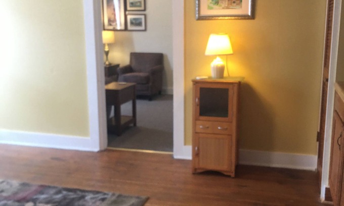 Maysville Apartment | Adorable Unit in Historic Maysville