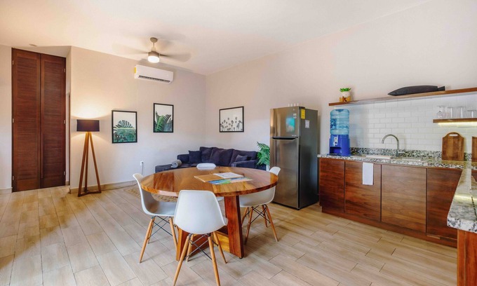 Colonos Cuzamil Apartment | Adults Only Serviced Apt + Starlink Wifi + Free Bikes + Pool #2