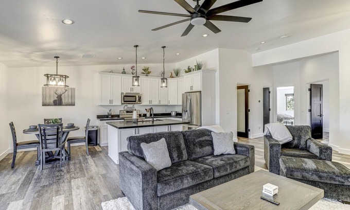 Payson Apartment | Adventure Payson from Knotty R&R Apartment