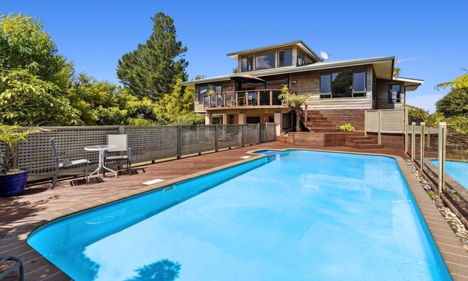 Te Wahapu House | Aerie - 360 degree views over Russell and the surrounding area