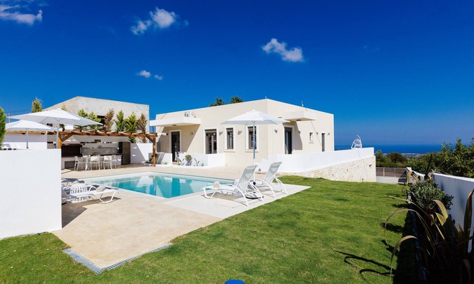 Pikris Villa | Aerin Villa, Sublime Sanctuary with Ocean Views & Captivating Surroundings