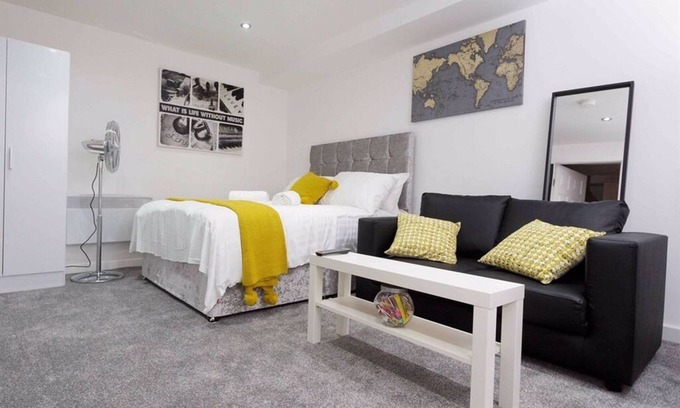 Harehills Apartment | Affordable stay without any compromise in quality