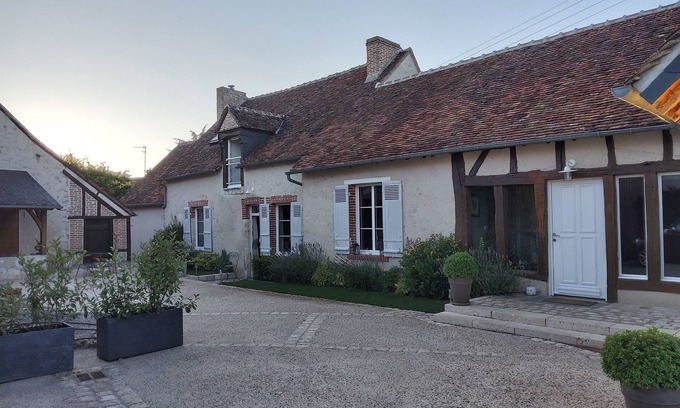 Nouan-sur-Loire Bed & Breakfast | Agréables Chambres D'hôtes Dans Maison Xviiie