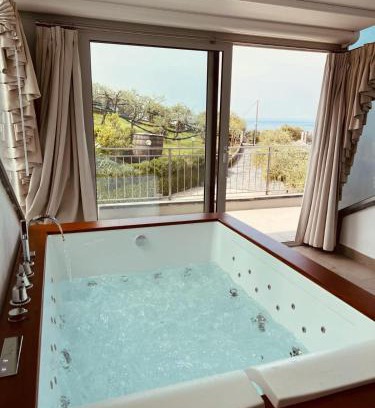 Rezza Apartment | AGRI SUITE View - La Bilaia