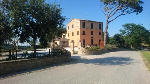 Castelplanio House | Agriturismo "Le Piagge"