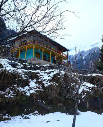 Manali House | Ahorastays Sethan