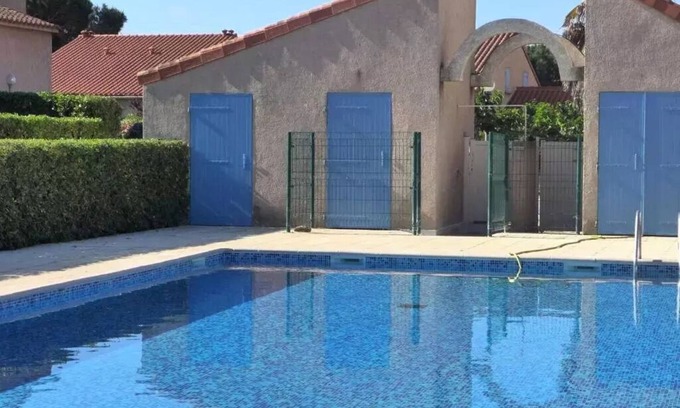 Le Chateau Apartment | Aigue Marine Residence - 2 Rooms for 4 People