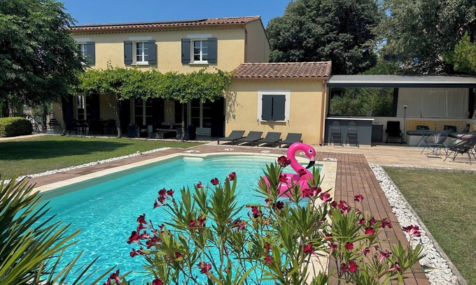 Bollene House | Air-conditioned Provencal country house with private pool