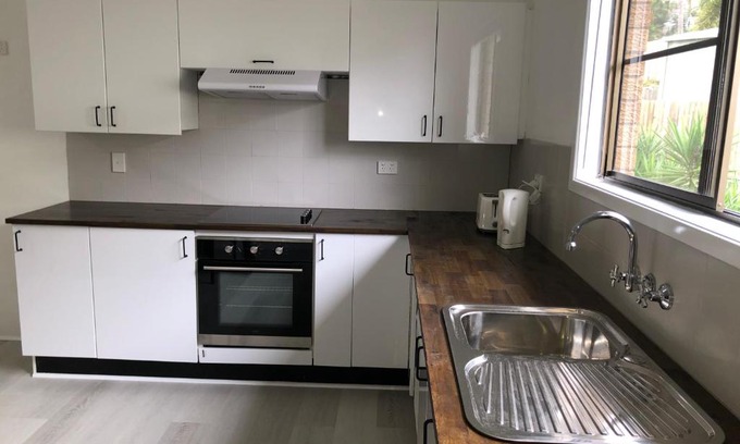 Cannonvale Apartment | Airlie Getaway Unit 2