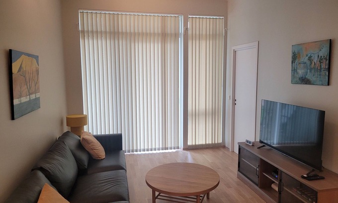 Ytrebygda Apartment | Airport Link, 1-bedroom apartment, 5 minutes from the airport. High-speed WiFi.