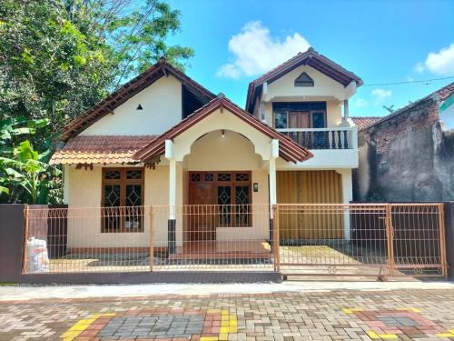 Mendut House | AL Properti