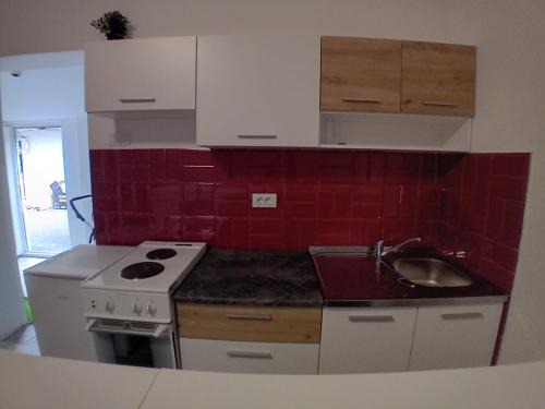 Inija Apartment | ALEJA park