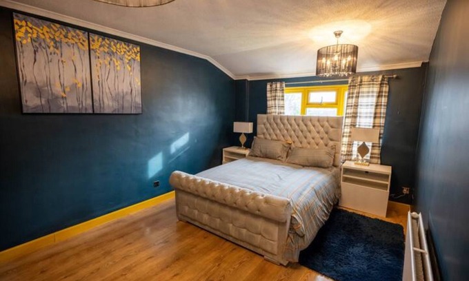 Basildon House | Alaya Home