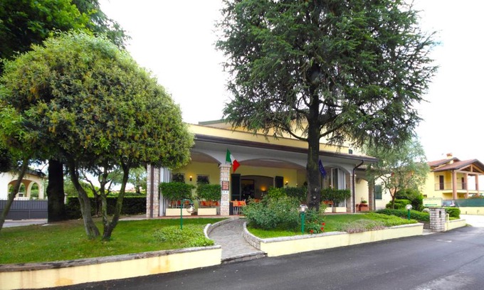 Desenzano del Garda Hotel | Albergo La Quiete