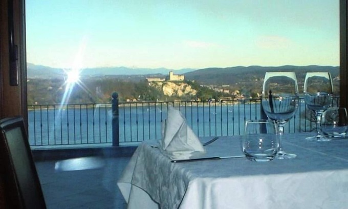 Arona Hotel | Albergo Ristorante San Carlo