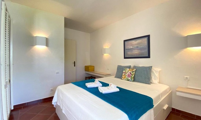 Branqueira Apartment | Albufeira Quinta da Balaia Garden by Homing
