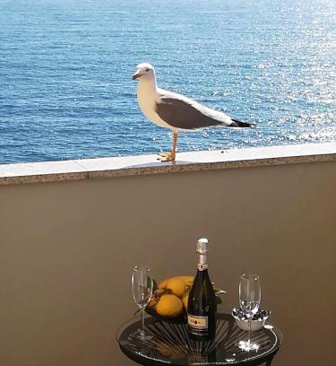 Manarola House | Alex Room