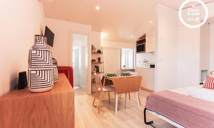 Santo Estevao Apartment | Alfama Suite by Homing