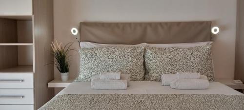 Zona XXXIII Acilia Sud Apartment | Alloggio turistico a Via Modugno