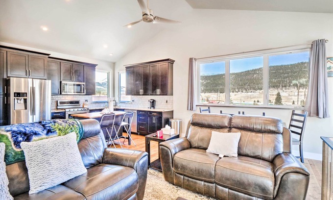 Alma House | Alma Retreat w/Mtn Views ~ 17 Mi to Breck!